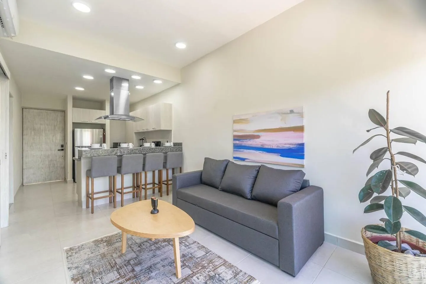 2 Bd Suite With Balcony, Gym, Rooftop Pool, Hot Tub Playa del Carmen