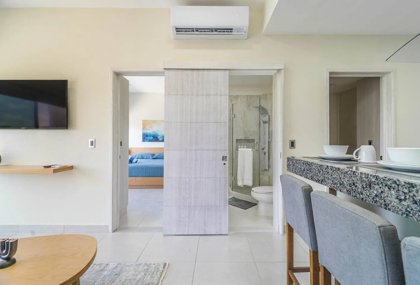 2 Bd Suite With Balcony, Gym, Rooftop Pool, Hot Tub Playa del Carmen Holiday home